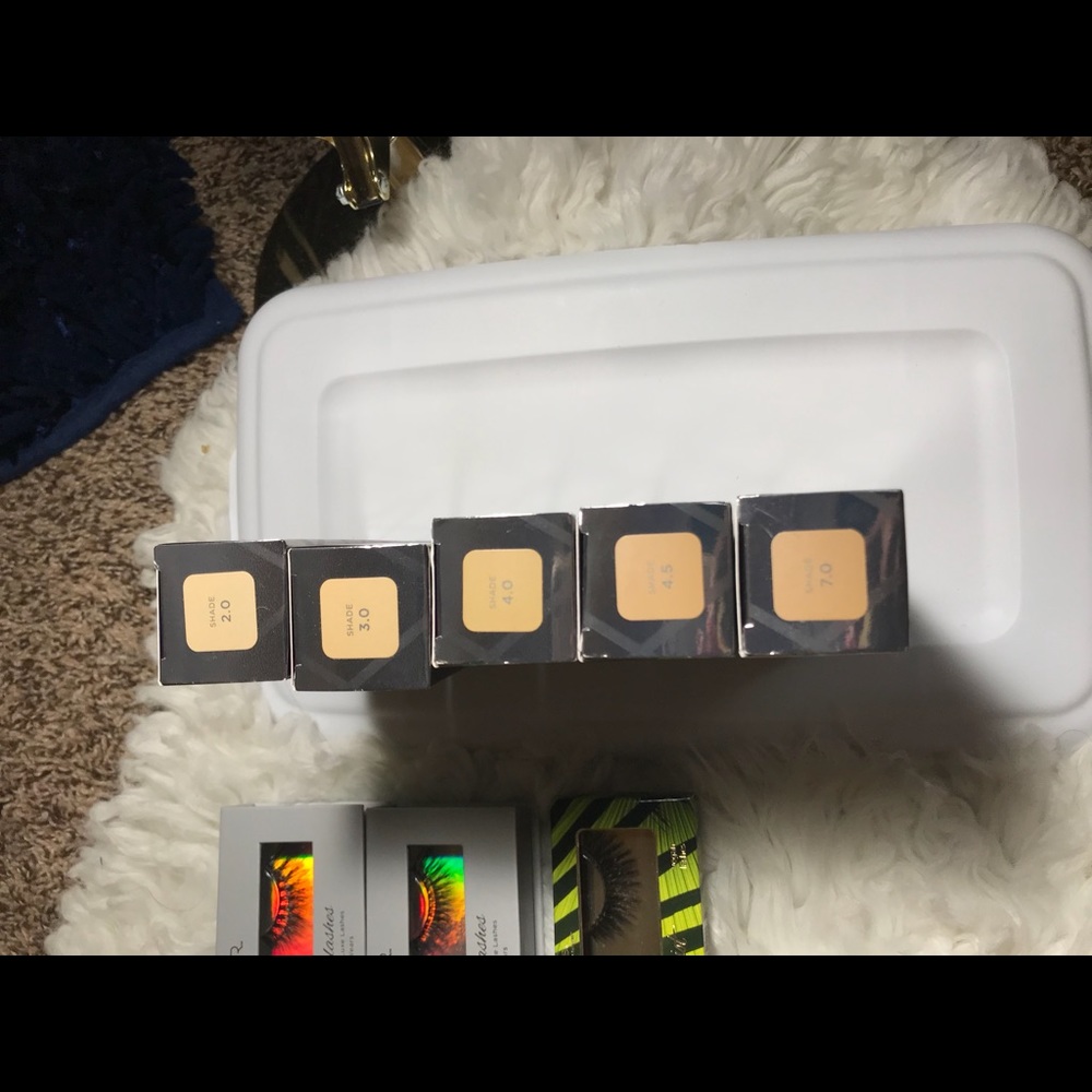 Makeup Lot - Picture 7 of 7